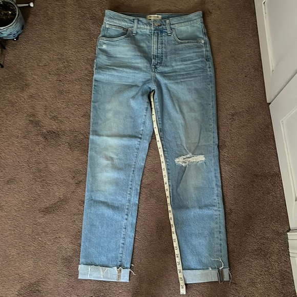 Light washed boyfriend jeans, high waisted, great condition and super cute! - Picture 1 of 7